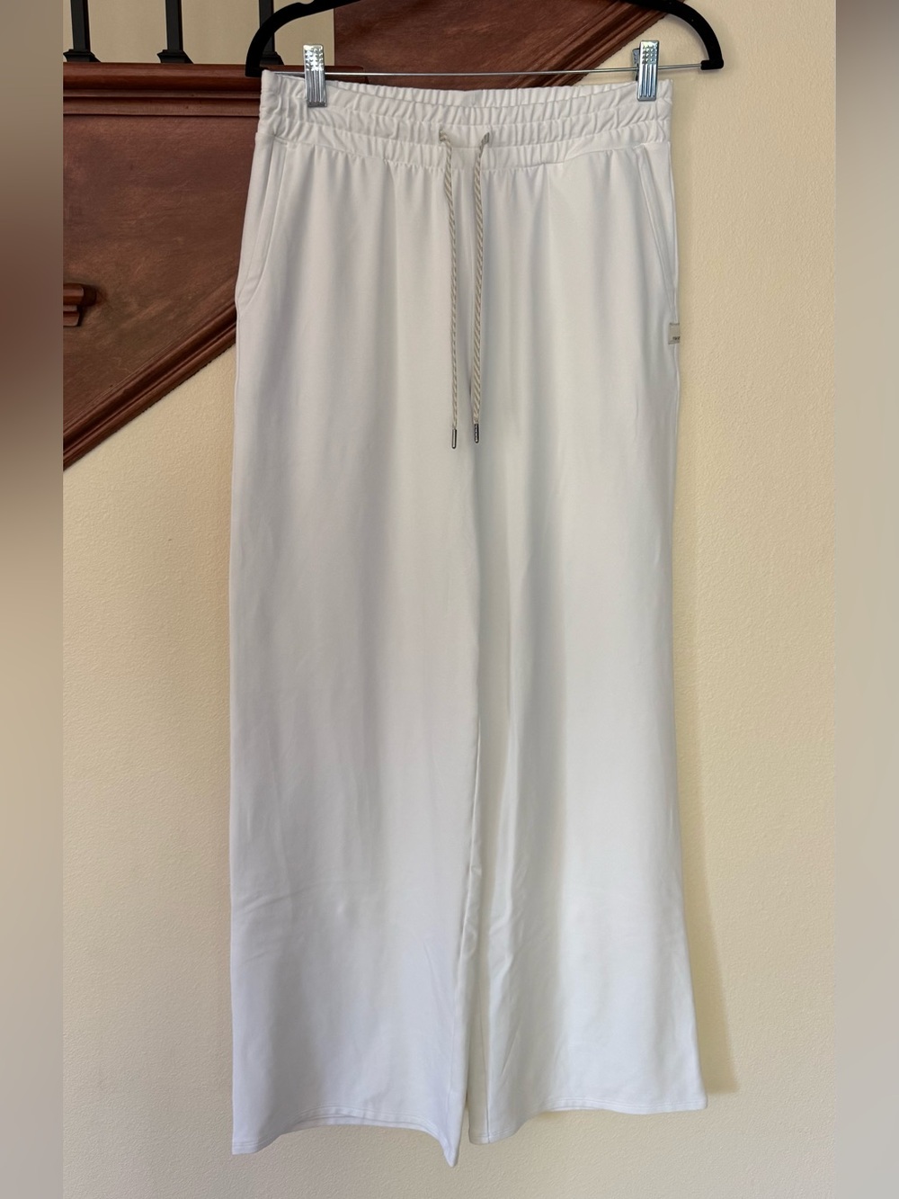 Vuori White Sweatpants